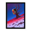 Roter Hang, schwarze Wurzel — Gerahmter Druck – Dunkle Kunst by Soulkeeper2099
